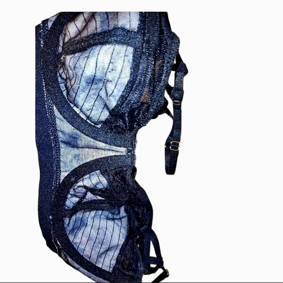 ASOS 32D - Picture 2 of 3